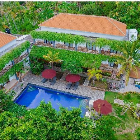 Отель Tinggian Hill Retreat Batununggul Экстерьер фото